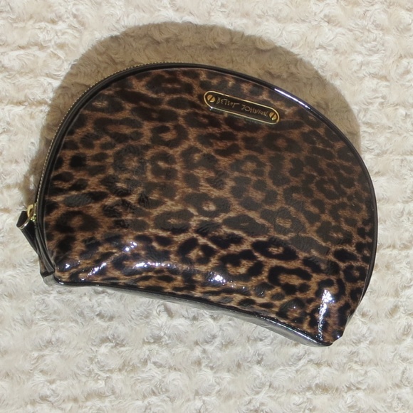 Betsey Johnson Handbags - *LIKE NEW*Betsey Johnson*Leopard Makeup Bag